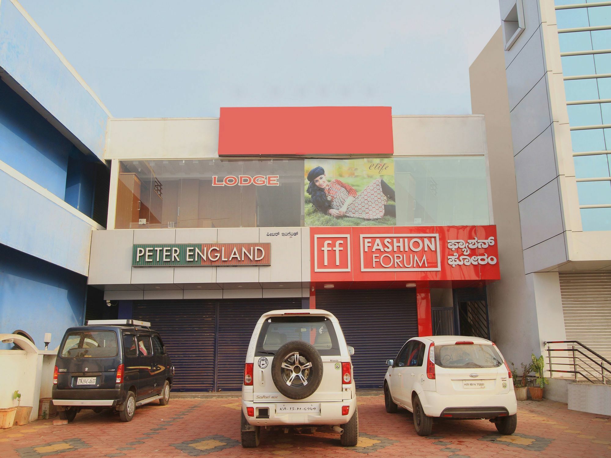 Lee Comfort Kushālnagar المظهر الخارجي الصورة
